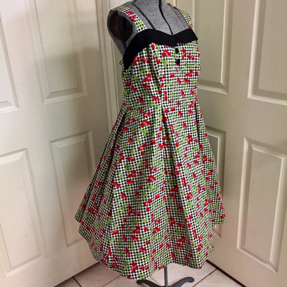 🍒 RETRO handmade PLUS-SIZE dress! - Picture 3 of 8